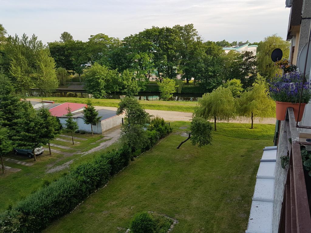 Samodzielny Apartament 2Pokojowy Apartment Kolobrzeg Luaran gambar